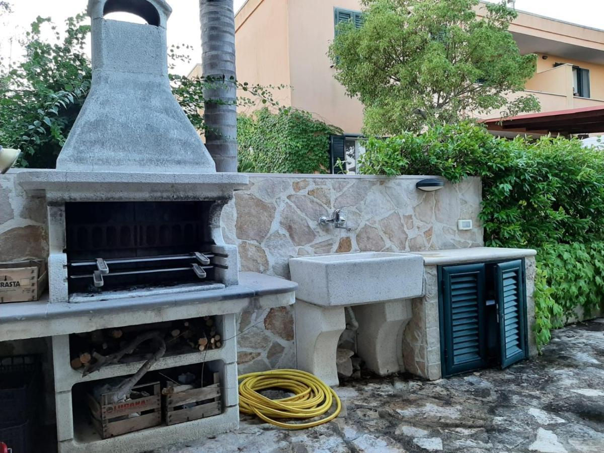 Villetta A Pochi Passi Dal Mare Santa Cesarea Terme Kültér fotó
